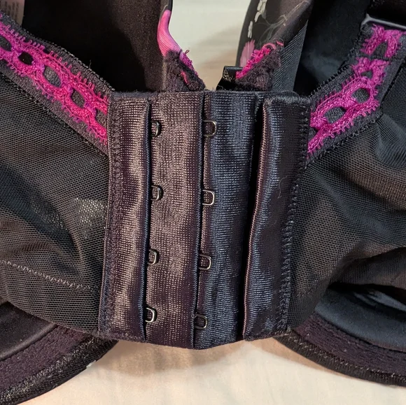 NWT Torrid Black & Pink Floral Bra Size 44DD - Picture 7 of 7